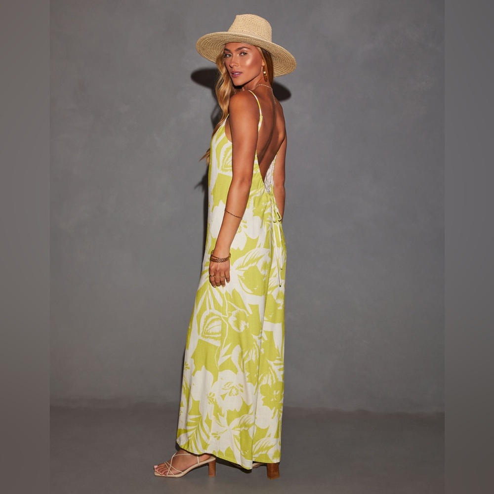 VICI Waikiki Tropical Print Relaxed Jumpsuit M - Picture 6 of 11